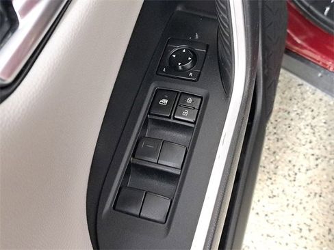 Used 2020 Toyota RAV4 Adventure image 23