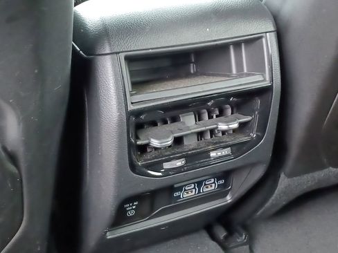 Used 2023 Jeep Grand Cherokee Altitude AWD/4WD image 32