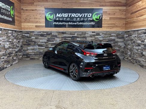 Used 2022 Hyundai Veloster N image 7