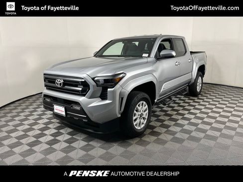 Certified 2025 Toyota Tacoma SR5 AWD/4WD image 1