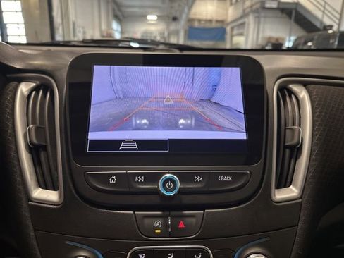 Used 2024 Chevrolet Malibu LT image 22