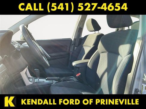 Used 2017 Subaru Forester 2.5i Premium w/ All-Weather Package image 9