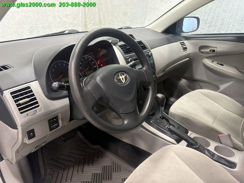 Used 2013 Toyota Corolla L FWD image 2
