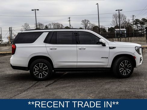 Used 2023 GMC Yukon AT4 w/ Technology Package image 9