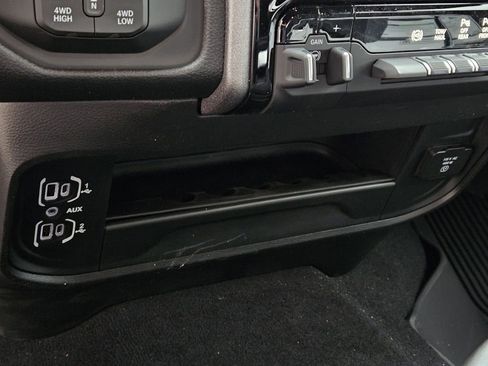 New 2026 RAM 2500 Tradesman AWD/4WD image 19