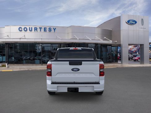 New 2026 Ford Maverick Lobo image 5