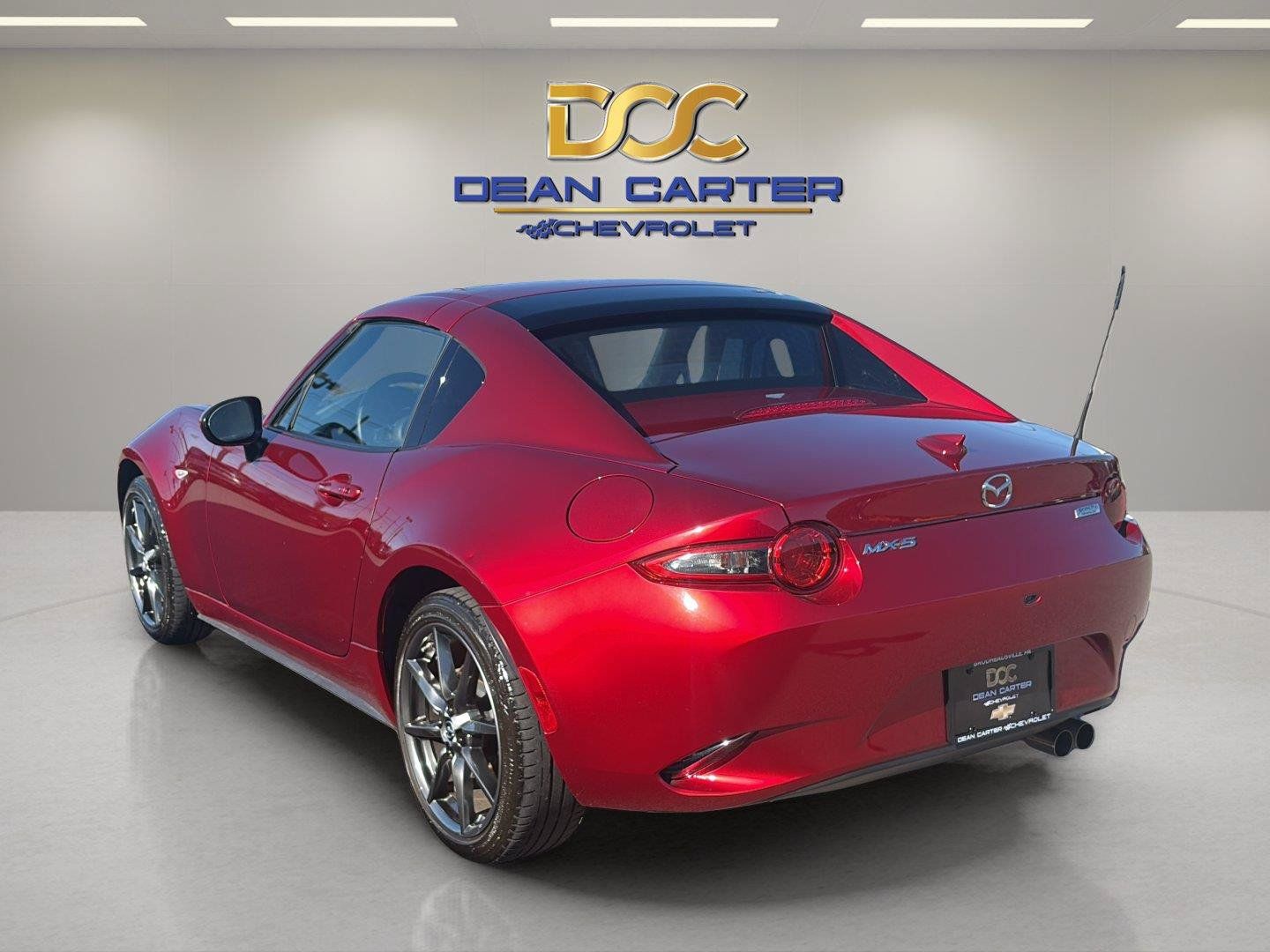 Used 2019 MAZDA MX-5 Miata RF Grand Touring RWD image 3