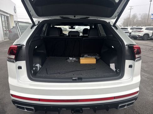 New 2026 Volkswagen Atlas Cross Sport SEL Premium R-Line AWD/4WD image 44