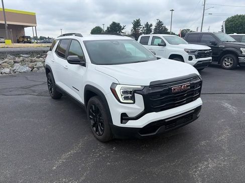 Used 2026 GMC Terrain Elevation w/ Black Edition AWD/4WD image 4
