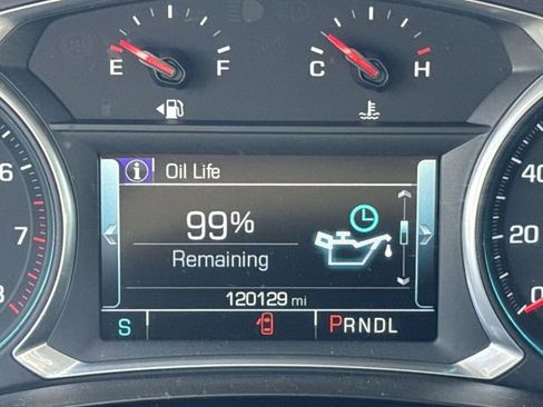 Used 2018 Chevrolet Traverse LT w/ LPO, Cargo Package image 16