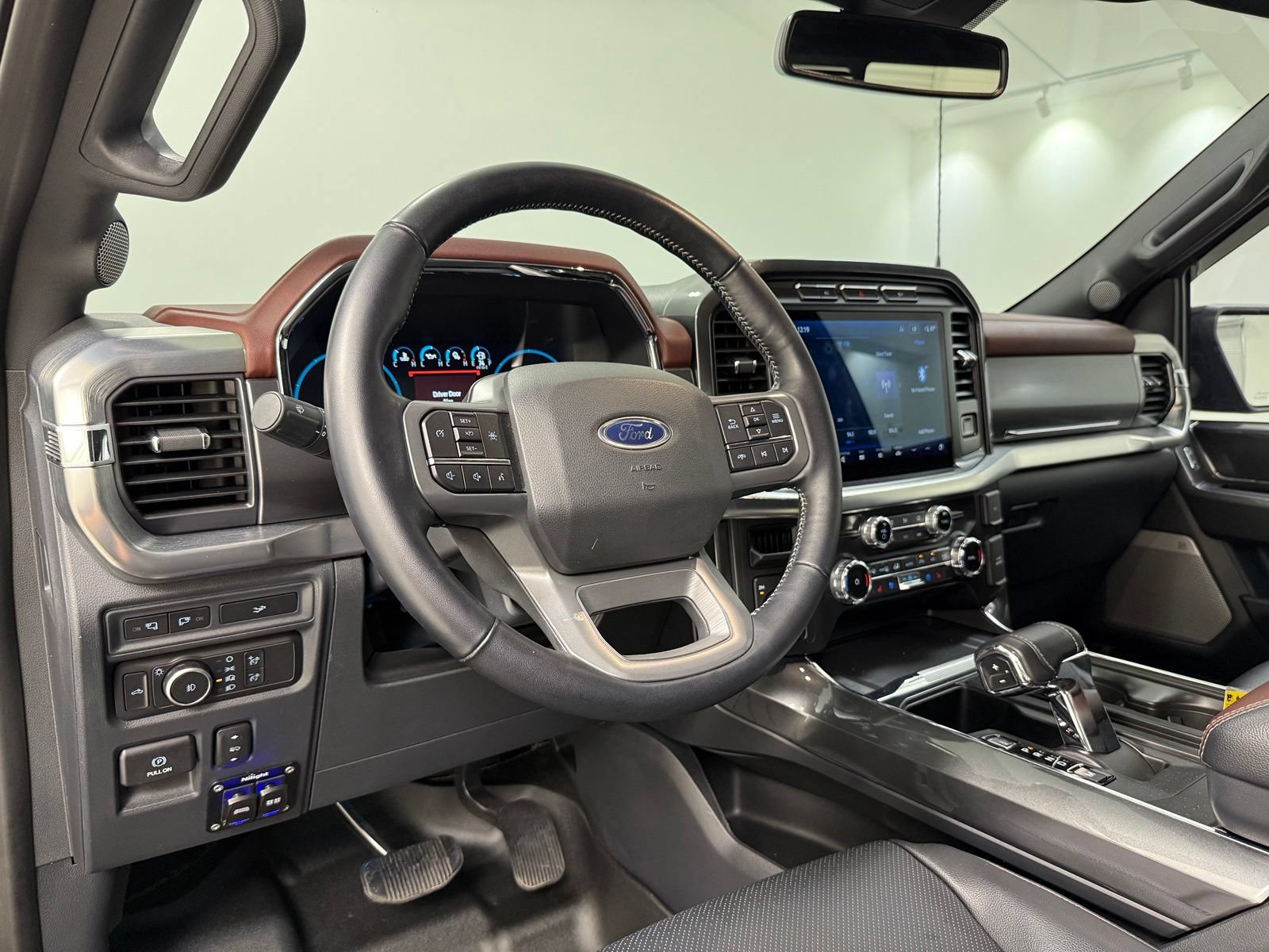 Used 2022 Ford F150 Lariat AWD/4WD image 21