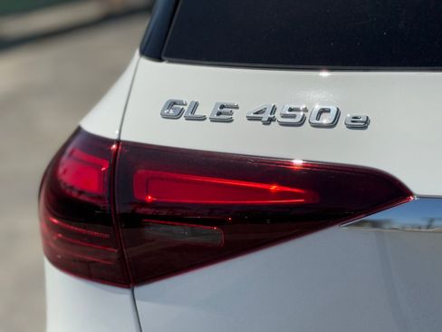 New 2026 Mercedes-Benz GLE 450e 4MATIC image 12