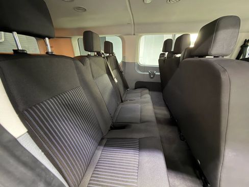 Used 2018 Ford Transit 150 XL RWD image 22