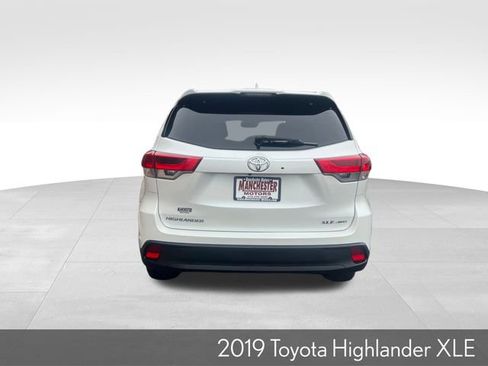 Used 2019 Toyota Highlander XLE image 7