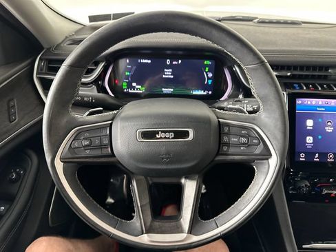 Certified 2023 Jeep Grand Cherokee 4WD 4xe w/ Luxury Tech Group II image 12