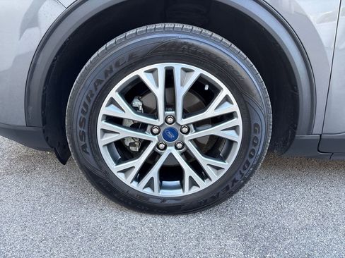 Used 2022 Ford Escape SEL w/ Technology Package image 34