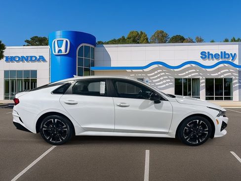 Used 2023 Kia K5 GT-Line image 9