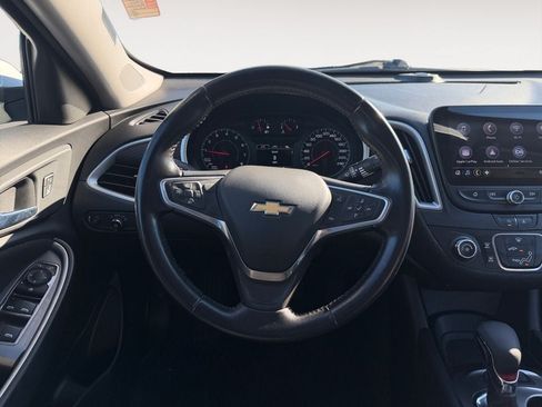 Used 2022 Chevrolet Malibu RS FWD image 13