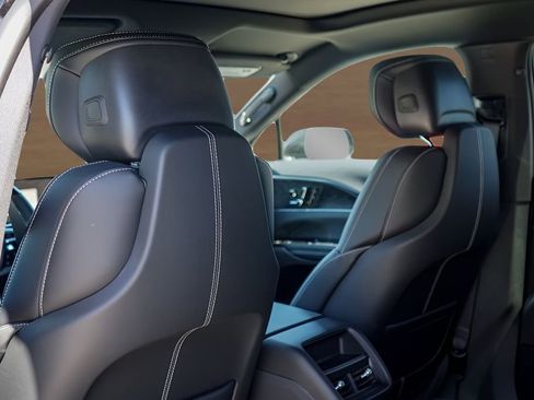 New 2026 Cadillac Lyriq Luxury w/ LPO, Floor Liner Package AWD/4WD image 19