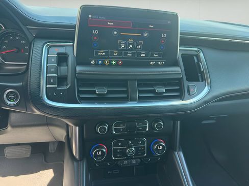 Used 2021 Chevrolet Tahoe RST w/ Luxury Package AWD/4WD image 34