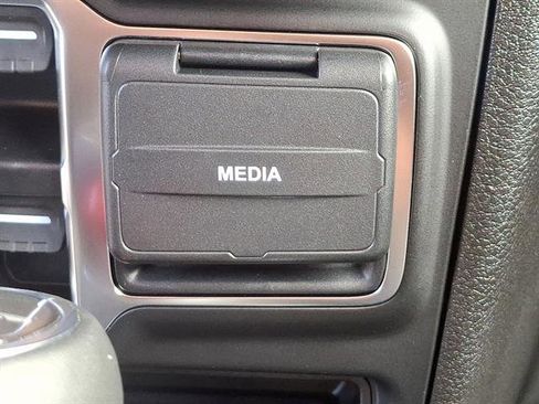 New 2025 Jeep Gladiator Sport image 20