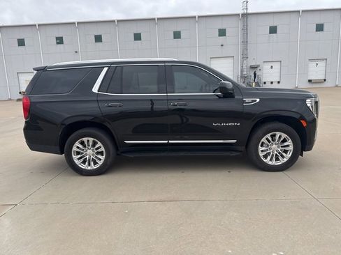 Used 2024 GMC Yukon SLT image 4