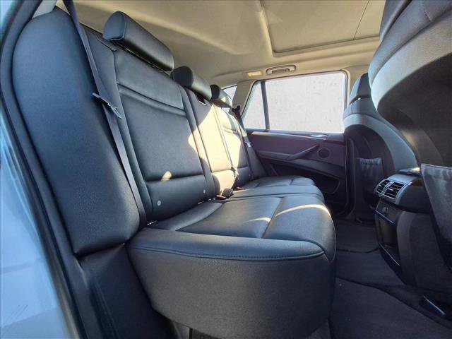 Used 2010 BMW X5 xDrive30i AWD/4WD image 18