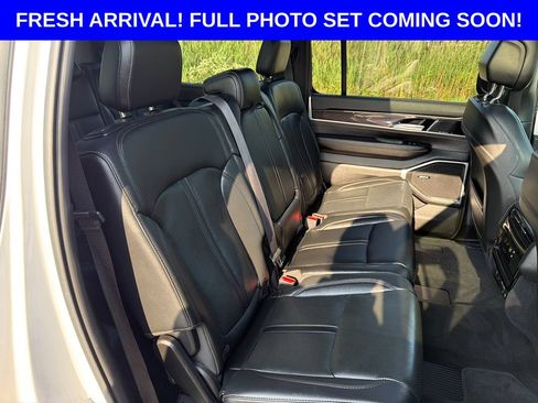 Used 2023 Jeep Wagoneer 4WD w/ Premium Group I image 43
