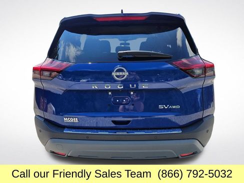 Used 2023 Nissan Rogue SV AWD/4WD image 5
