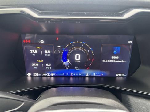 Used 2024 Chevrolet Colorado Z71 w/ Z71 Convenience Package 2 image 20