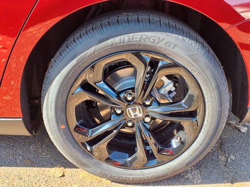 New 2025 Honda Accord SE image 8