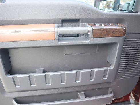 Used 2016 Ford F250 Platinum w/ FX4 Off-Road Package image 15