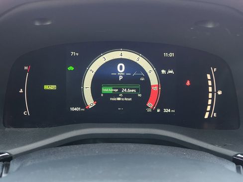 Used 2025 Toyota Camry SE w/ Multimedia Upgrade Package image 19