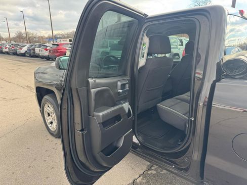 Used 2018 Chevrolet Silverado 1500 LT w/ All Star Edition image 12