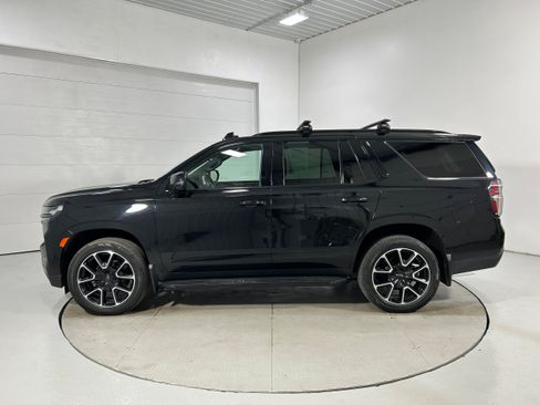 Used 2022 Chevrolet Tahoe RST w/ Luxury Package AWD/4WD image 20