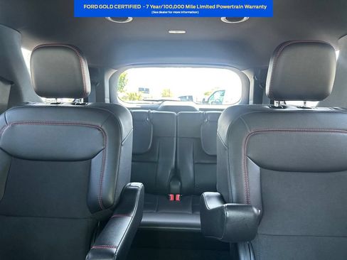 Used 2024 Ford Explorer ST-Line w/ Class IV Trailer Tow Package RWD image 22