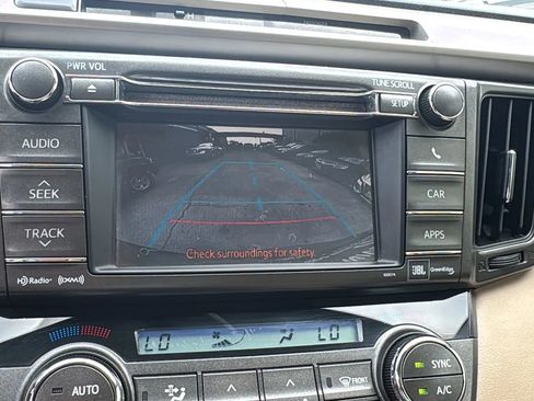 Used 2013 Toyota RAV4 Limited FWD image 12