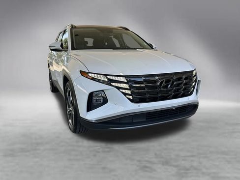 Used 2022 Hyundai Tucson Limited w/ Cargo Package FWD image 2