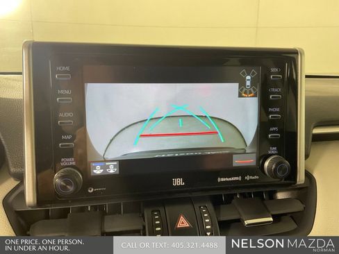 Used 2019 Toyota RAV4 Limited FWD image 11