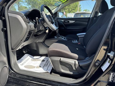 Used 2020 Nissan Rogue Sport S AWD/4WD image 14