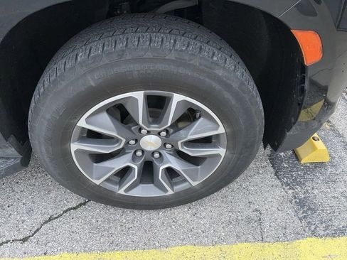 Used 2021 Chevrolet Tahoe LT w/ LT Signature Package AWD/4WD image 22