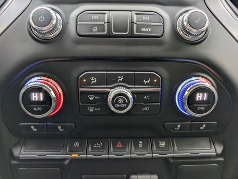 Used 2022 GMC Sierra 1500 Elevation image 20