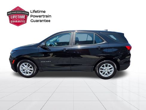 Used 2024 Chevrolet Equinox LS w/ Driver Confidence II Package FWD image 2