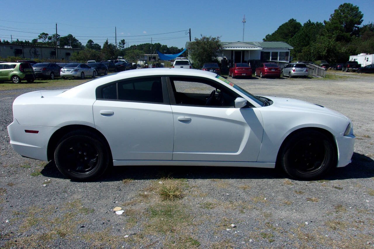 Used 2011 Dodge Charger Police w/ Street Appearance Group RWD image 10