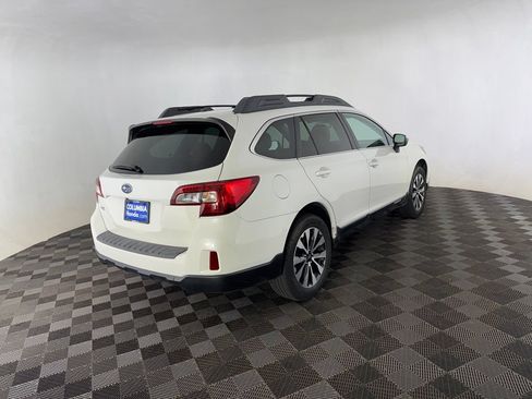 Used 2015 Subaru Outback 2.5i Limited AWD/4WD image 5