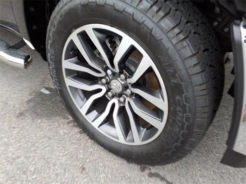 Used 2025 RAM 1500 Big Horn image 4