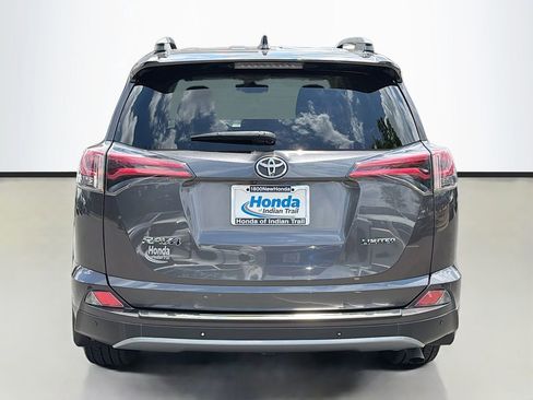 Used 2017 Toyota RAV4 Limited FWD image 6