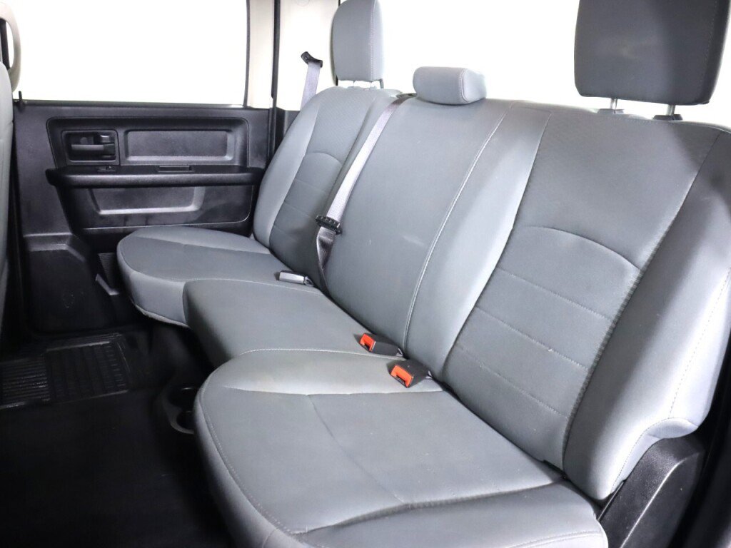 Used 2017 RAM 1500 Express AWD/4WD image 30