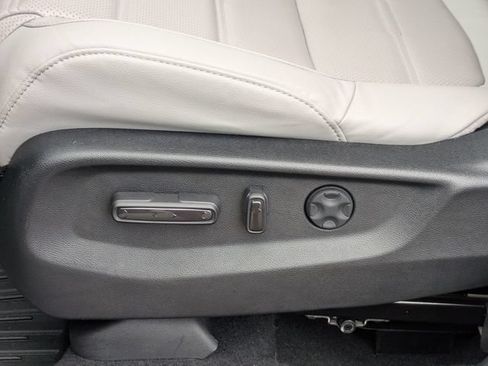 Used 2022 Honda CR-V EX-L image 15