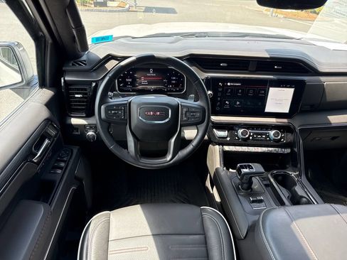 Used 2024 GMC Sierra 1500 AT4X w/ AT4X AEV Edition AWD/4WD image 21